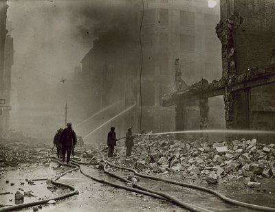 Dégâts dans la ville de Londres - English Photographer