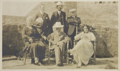 Edward Hudson et amis, Lindisfarne, vers 1918 - English Photographer