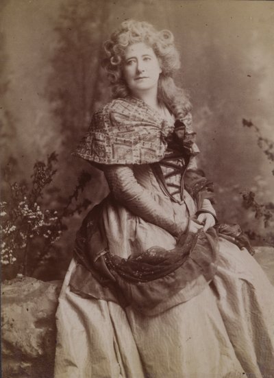 Ellen Terry en Clarisse dans Robespierre, Lyceum Theatre - English Photographer