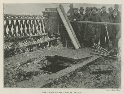 Explosion sur le pont de Southwark - English Photographer
