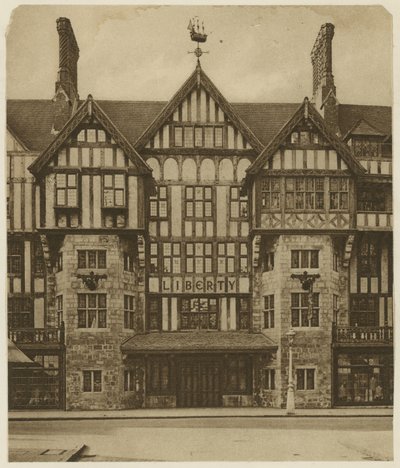 Façade du grand magasin Liberty - English Photographer