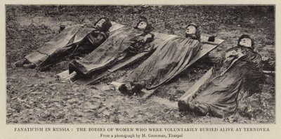 Fanatisme en Russie, les corps de femmes volontairement enterrées vivantes à Ternovka - English Photographer
