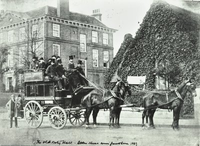 Garratt Lane : L
