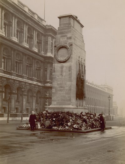 Vue générale du Cénotaphe à Whitehall - English Photographer