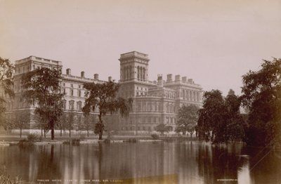 Vue générale du ministère des Affaires étrangères à St James