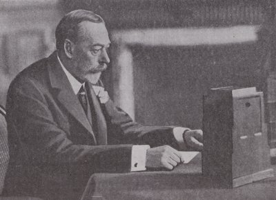 George V diffuse son message de Noël au Commonwealth et à l