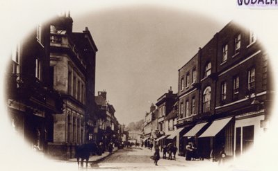 Rue principale de Godalming, Surrey, vers 1900 - English Photographer