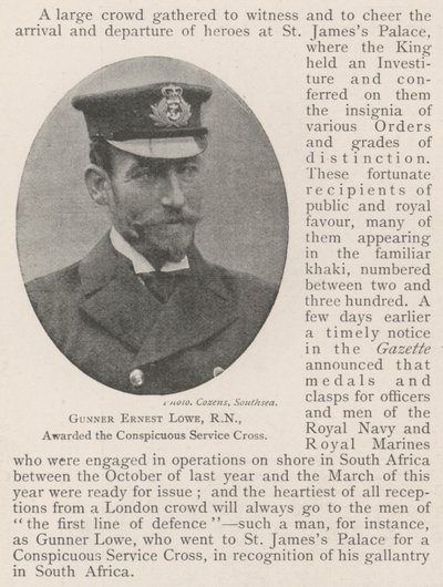 Canonnier Ernest Lowe, RN, décoré de la Croix de service distingué - English Photographer