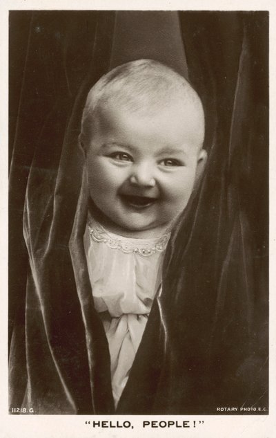 Bonjour, les gens! Enfant souriant - English Photographer