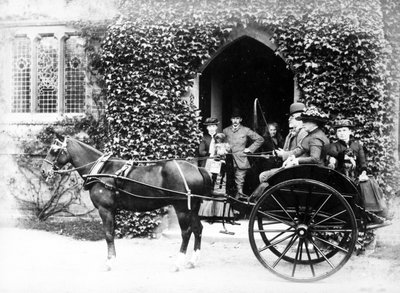 Balade en cheval et piège, vers 1890 - English Photographer
