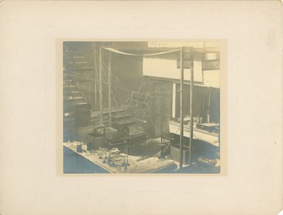 Image de la scène, à l