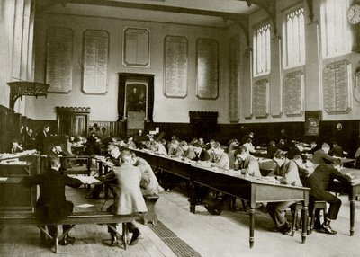 Dans une grande école publique : Cheltenham (photo n/b) - English Photographer