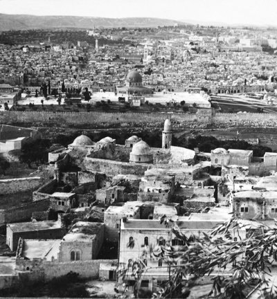 Jérusalem la Ville Sainte, objectif des Croisés, sauvée à jamais des Turcs, 1917 - English Photographer