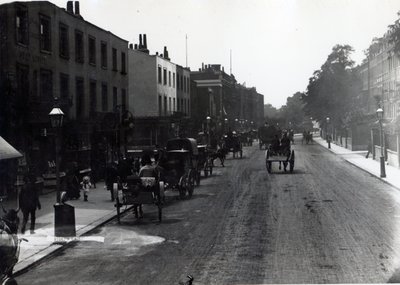 Kensington High Street, Londres - English Photographer