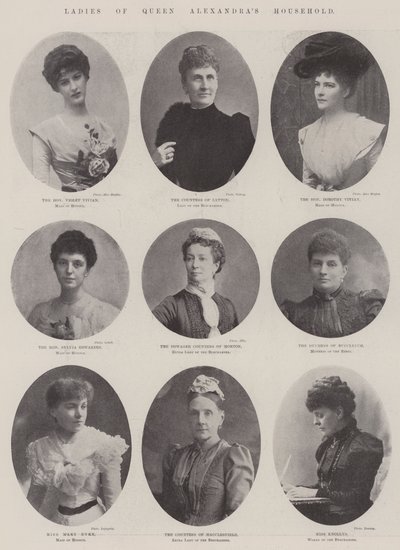 Dames de la Maison de la Reine Alexandra - English Photographer