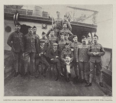 Lieutenants Clifford et Moorhouse, officiers en charge, et sous-officiers pour l