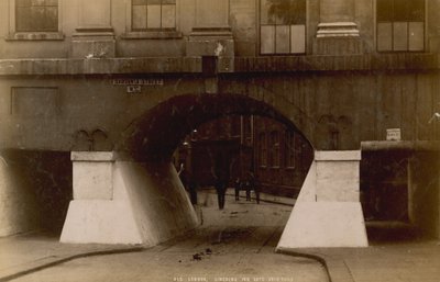 Lincolns Inn Gate, Londres - English Photographer