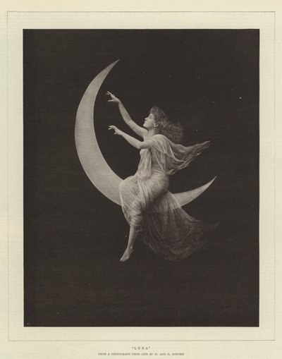Luna - English Photographer