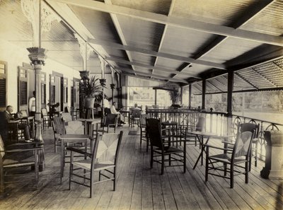 Hôtel Marine, véranda, 1895 - English Photographer