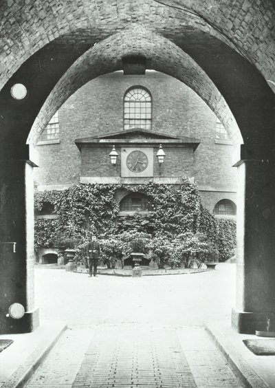 Prison de Millbank: chapelle à travers l