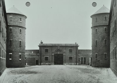 Prison de Millbank: en bas, couloir principal, 1885 - English Photographer