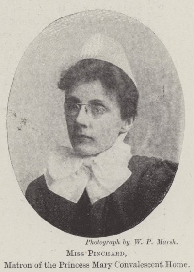 Mlle Pinchard, infirmière en chef du foyer de convalescence Princesse Mary - English Photographer
