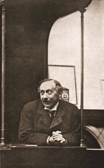 M. Herbert Gladstone à la barre des témoins lors du procès d