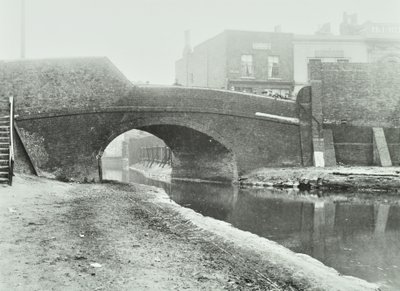 Vieux pont de la Victoire, 1895 - English Photographer