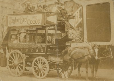 Omnibus et conducteur - English Photographer