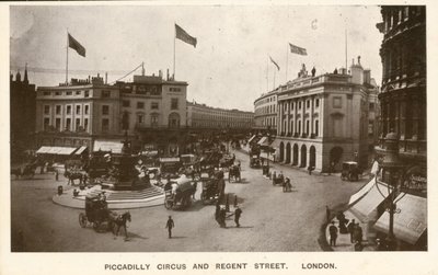 Piccadilly Circus et Regent Street, Londres - English Photographer