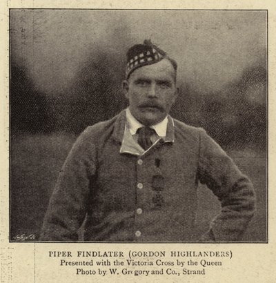 Cornemuseur Findlater, Gordon Highlanders - English Photographer