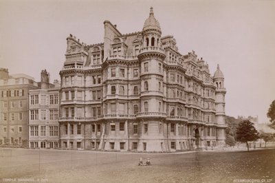 Vue des jardins du Temple - English Photographer