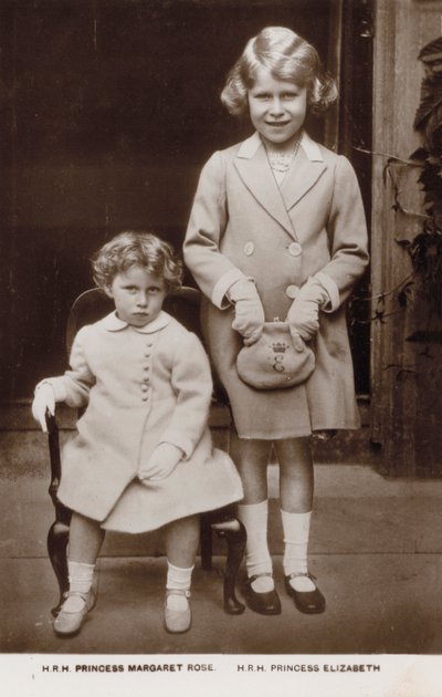 Princesse Elizabeth (future reine Elizabeth II) et princesse Margaret - English Photographer