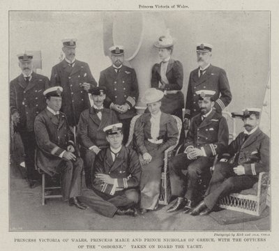 Princesse Victoria de Galles, princesse Marie et prince Nicolas de Grèce, avec les officiers de l