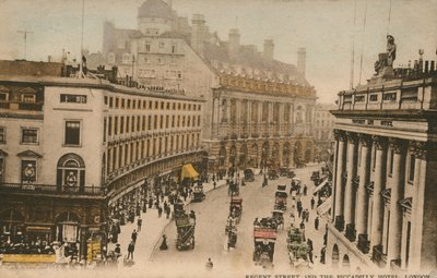 Regent Street et Piccadilly Hotel, Londres - English Photographer