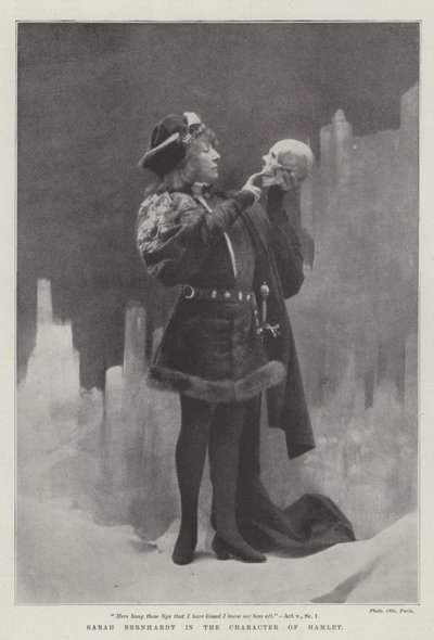 Sarah Bernhardt dans le rôle de Hamlet - English Photographer