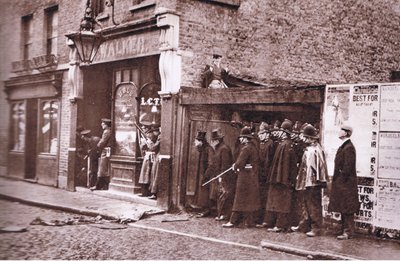 Le siège de Sidney Street, Londres - English Photographer