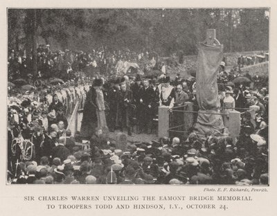 Sir Charles Warren dévoilant le mémorial d