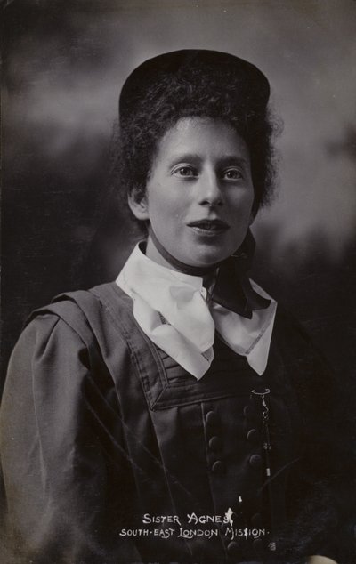 Sœur Agnès, Mission du Sud-Est de Londres - English Photographer