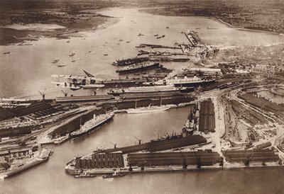 Les docks de Southampton vus du ciel - English Photographer
