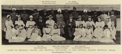 Personnel de médecins, infirmières et assistants hospitaliers à l