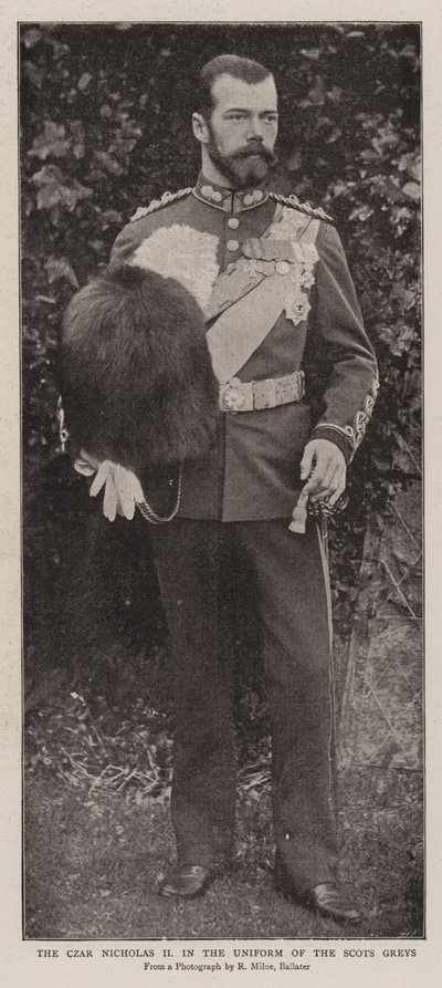 Le tsar Nicolas II en uniforme des Scots Greys - English Photographer