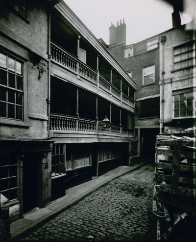 The George, Southwark - English Photographer
