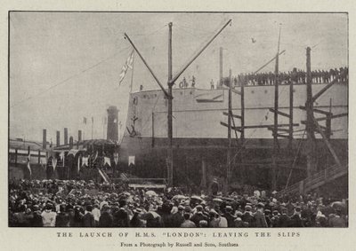 Le lancement du HMS London, quittant les cales - English Photographer