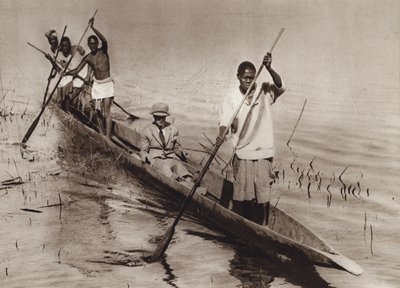 Le prince de Galles dans une pirogue sur le fleuve Zambèze - English Photographer