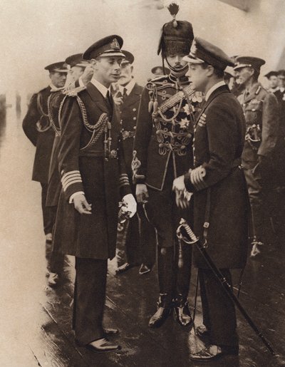 Le Prince de Galles à bord du HMS Repulse - English Photographer