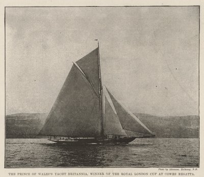 Le yacht Britannia du prince de Galles, vainqueur de la Royal London Cup à la régate de Cowes - English Photographer