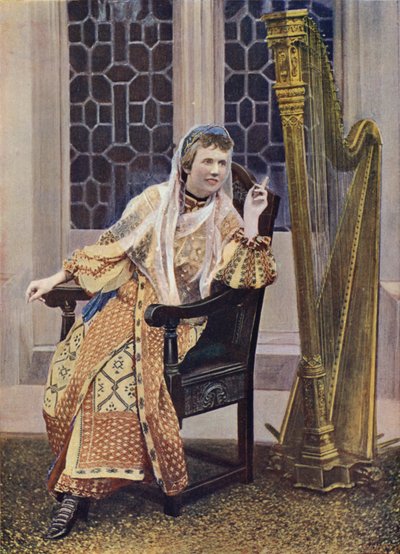 La reine de Roumanie - English Photographer