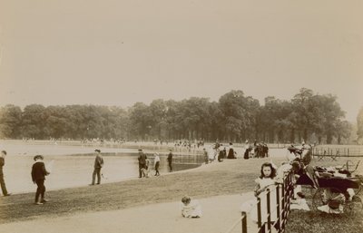 La Serpentine, Hyde Park, Londres - English Photographer
