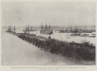 La guerre hispano-américaine, le port de Las Palmas, capitale de la Grande Canarie, maintenant fortifié par l